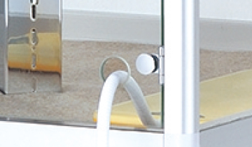 预留加热器电源线孔